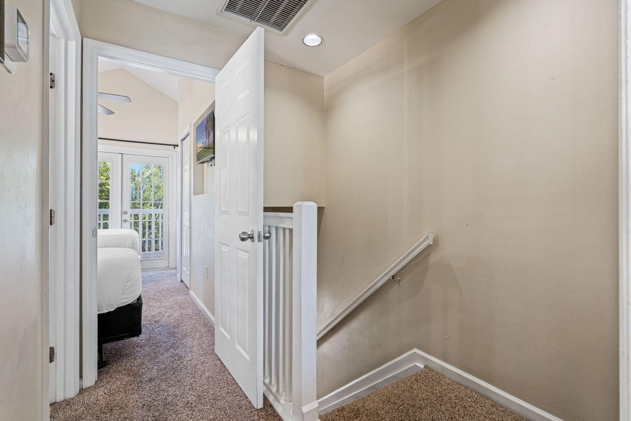 5086 Sunset Village Drive, Duck, FL 33050 Photo