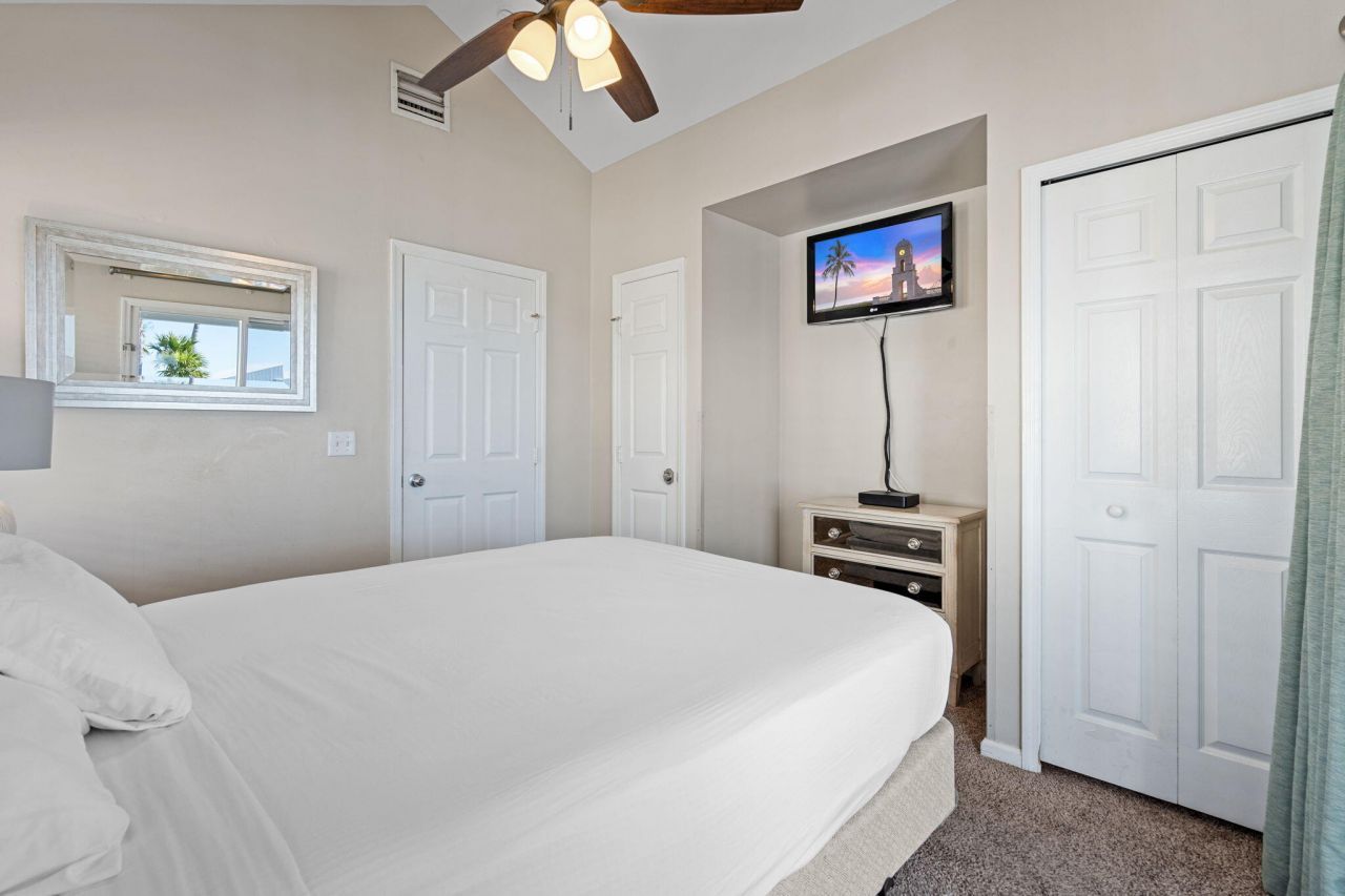 5086 Sunset Village Drive, Duck, FL 33050 Photo