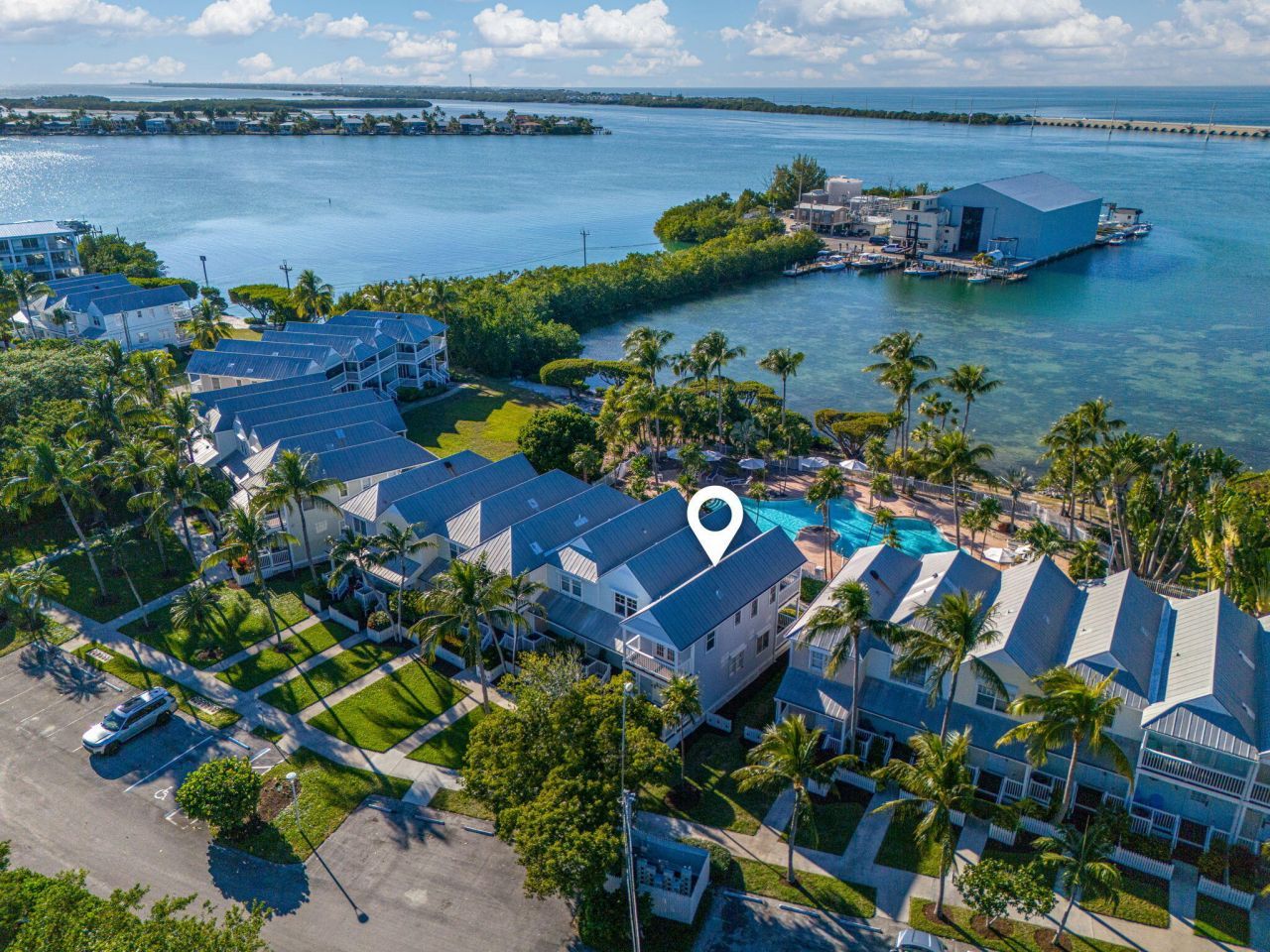 5086 Sunset Village Drive, Duck, FL 33050 Photo