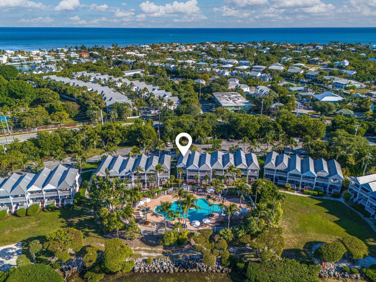 5086 Sunset Village Drive, Duck, FL 33050 Photo