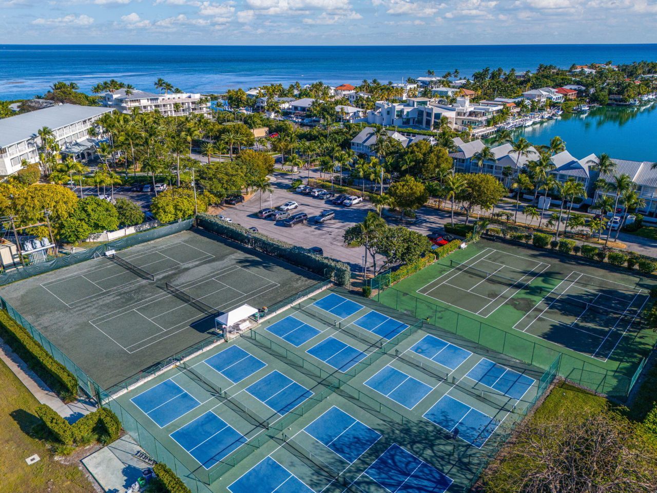 5086 Sunset Village Drive, Duck, FL 33050 Photo