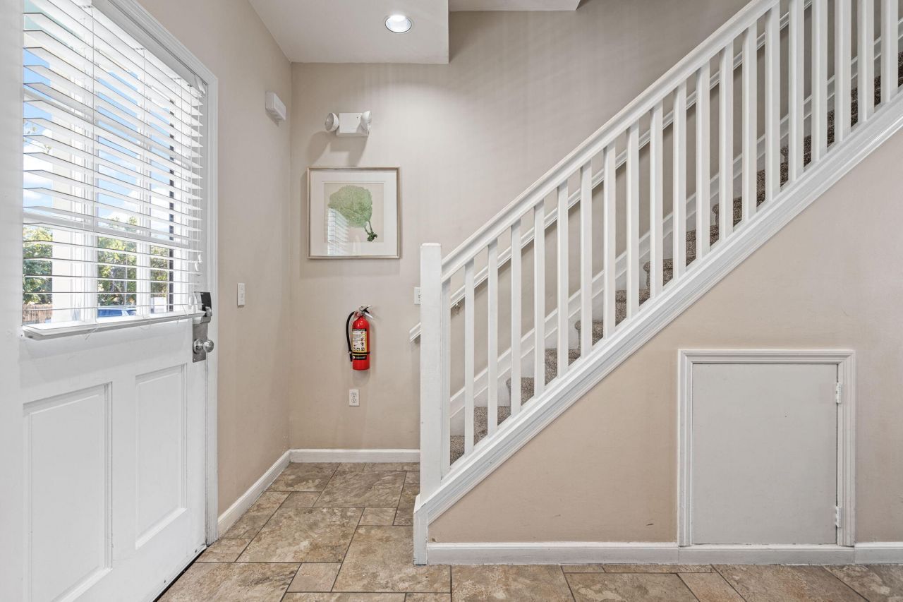 5086 Sunset Village Drive, Duck, FL 33050 Photo