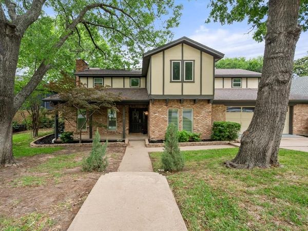1404 Creekford Drive, Arlington, TX 76012