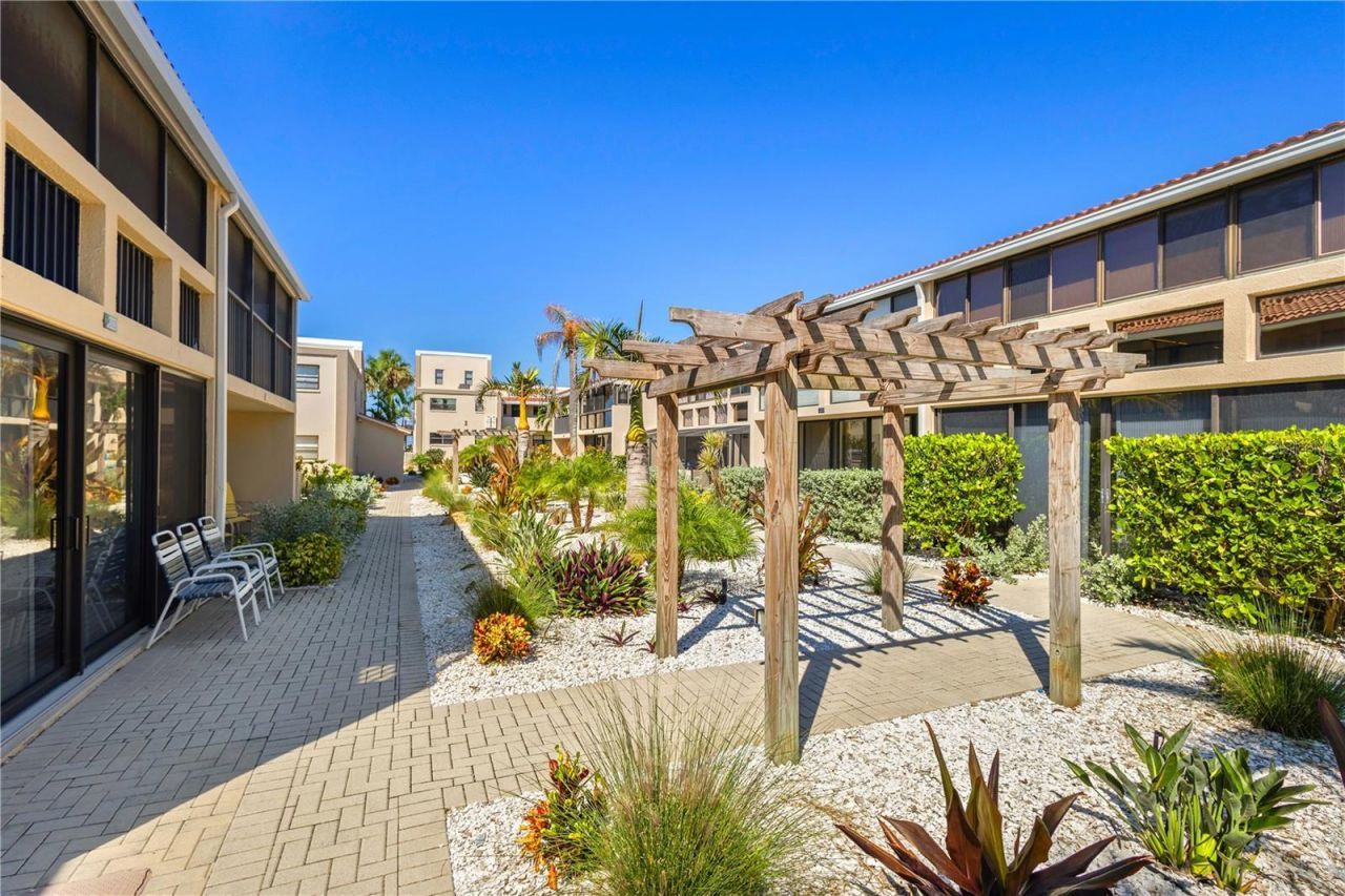 4621 Gulf Of Mexico Drive, Unit 14F, Longboat Key, FL 34228 Photo