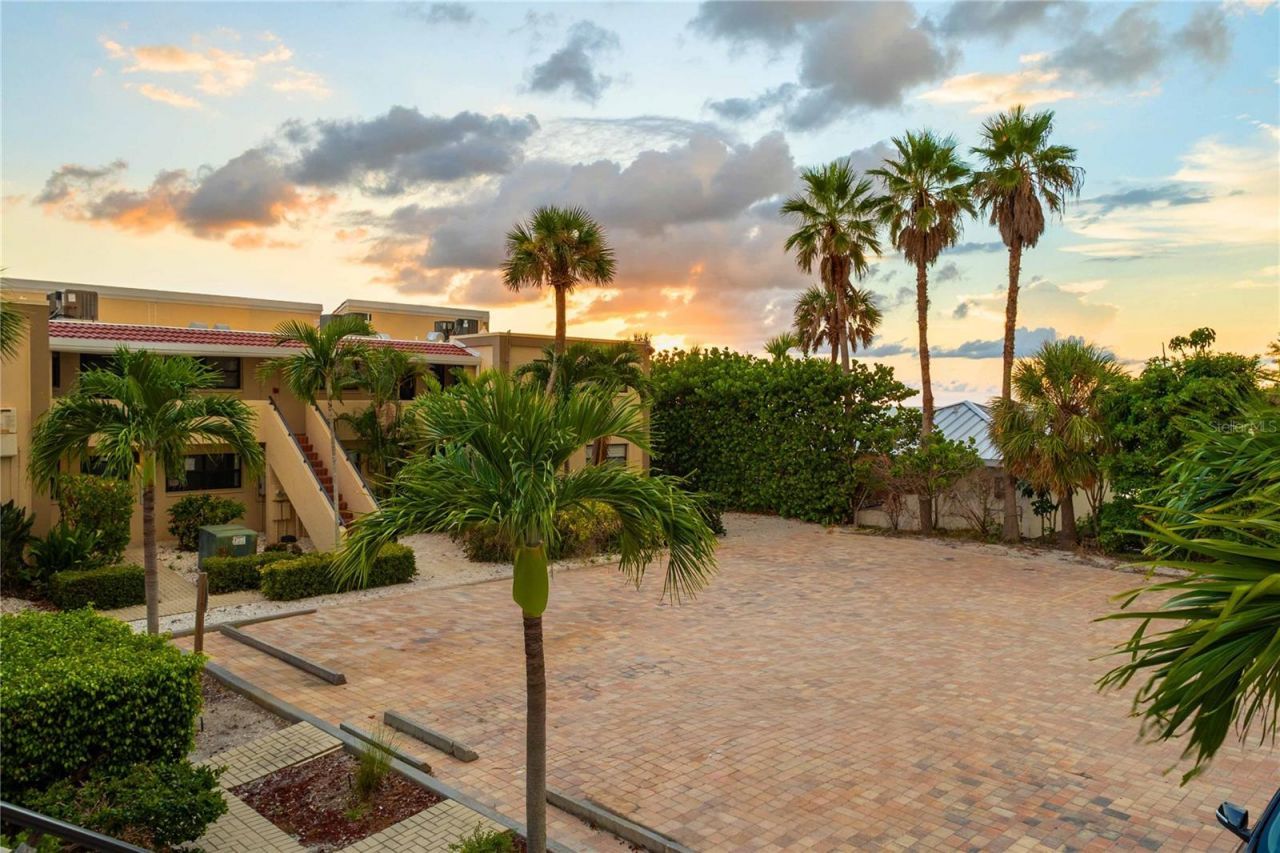 4621 Gulf Of Mexico Drive, Unit 14F, Longboat Key, FL 34228 Photo