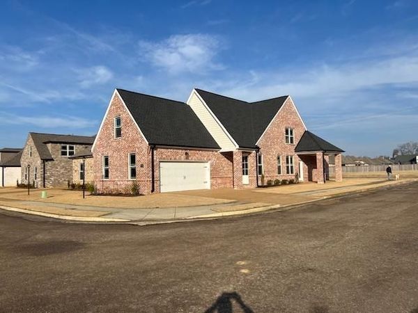 9758 RYDER SPRINGS DR E, Cordova, TN 38018