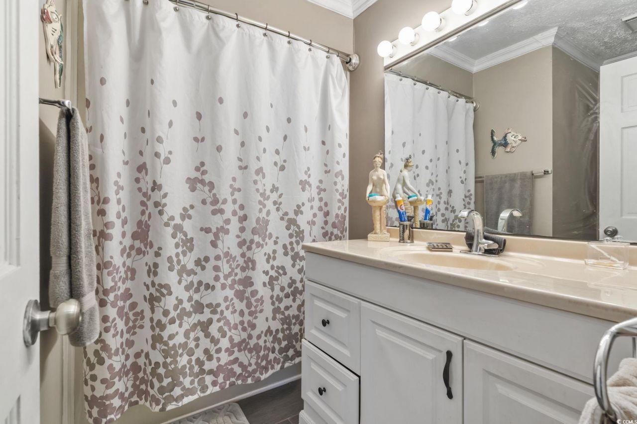 4002 Fairway Lakes Dr. Photo 12