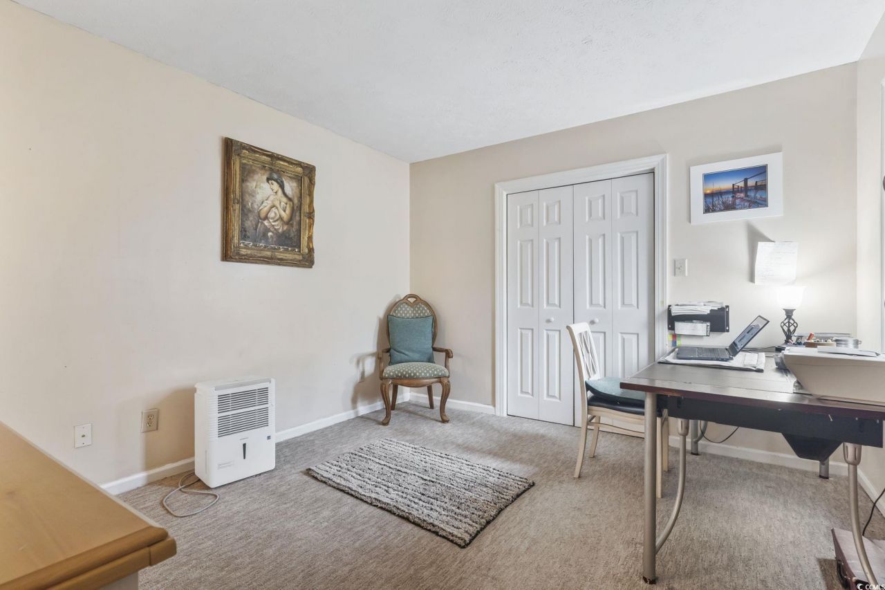 4002 Fairway Lakes Dr. Photo 30