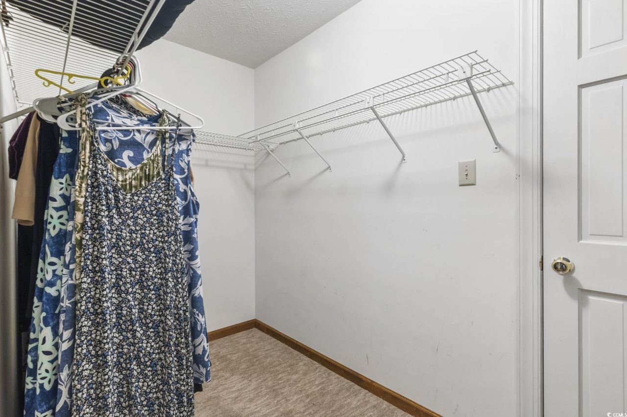 4002 Fairway Lakes Dr. Photo 9