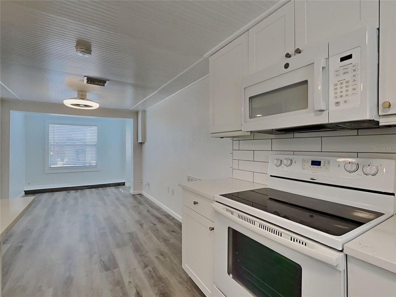 4810 2nd Avenue N, Unit E, Saint Petersburg, FL 33713 Photo