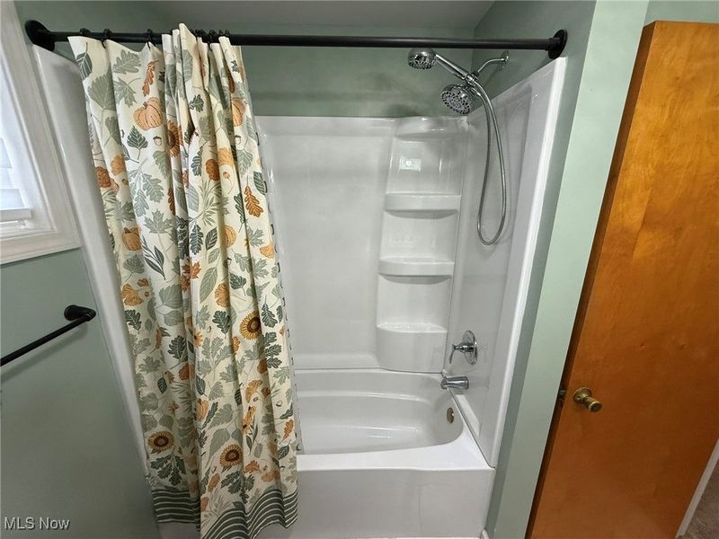 3222 Circleview Drive NW, Dover, OH 44622 Photo 17