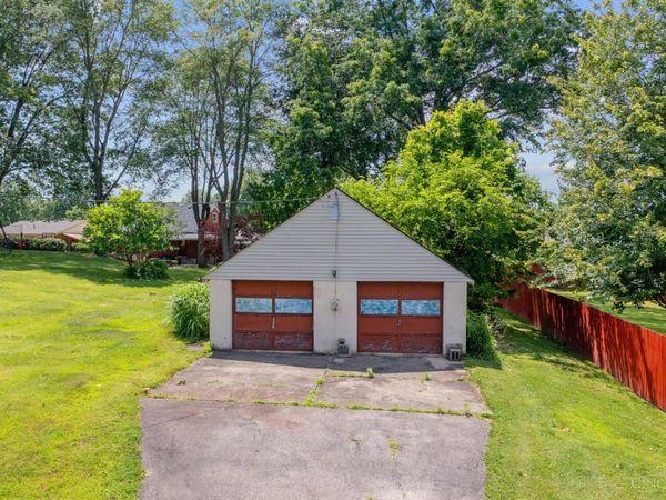 10561 Plainfield Road, Sharonville, OH 45241