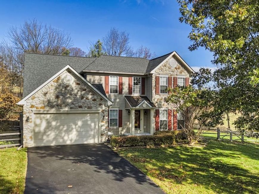 18 Stanford Drive, West Grove, PA 19390 Main Photo