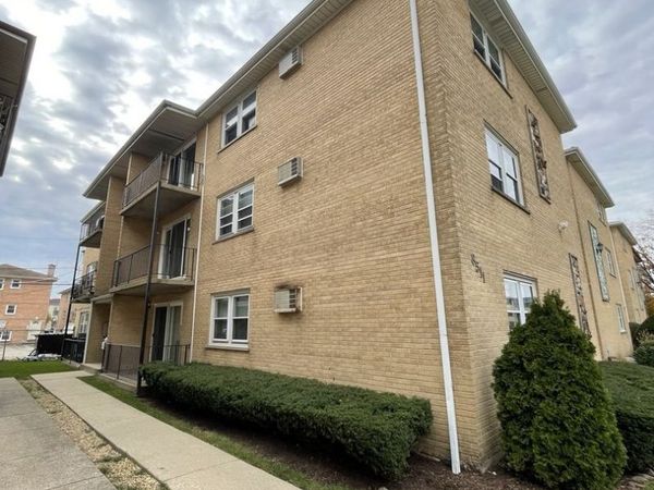8511 W Gregory Street, Unit 3N, Chicago, IL 60656
