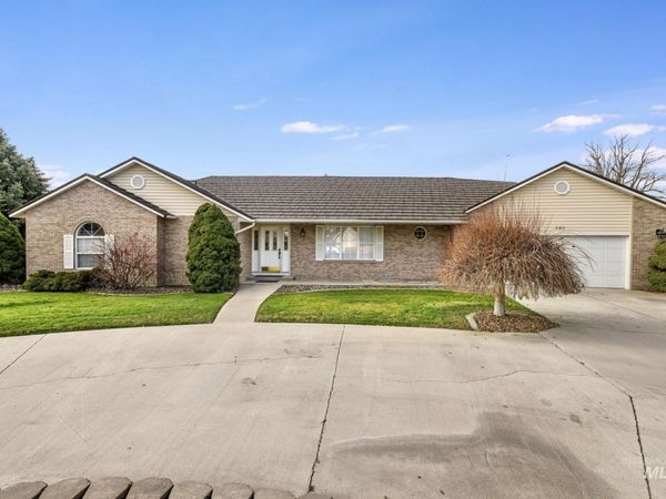 360 E Main Street, Hagerman, ID 83332