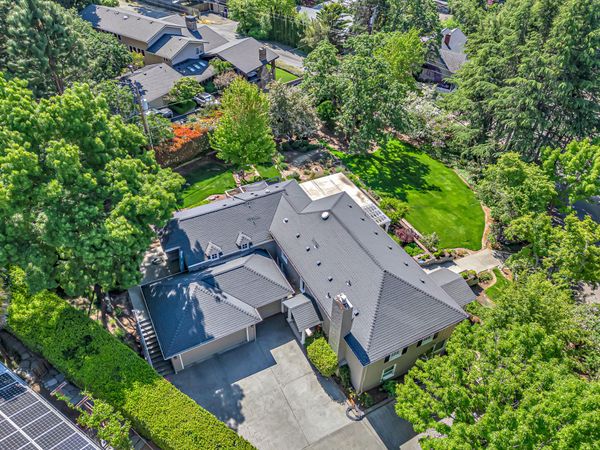 218 Saginaw Drive, Medford, OR 97504