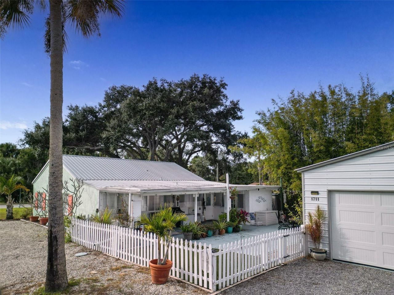 1711 Magnolia Street, New Smyrna Beach, FL 32168 Photo