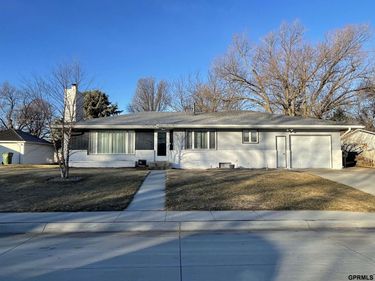 1041 11th Street, Henderson, NE 68371