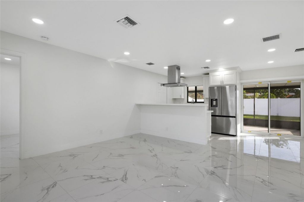 6374 SW 2nd St, Margate, FL 33068 Photo