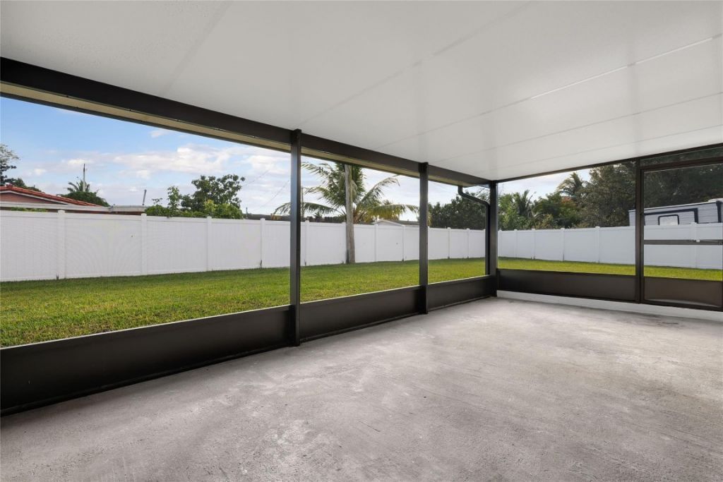 6374 SW 2nd St, Margate, FL 33068 Photo