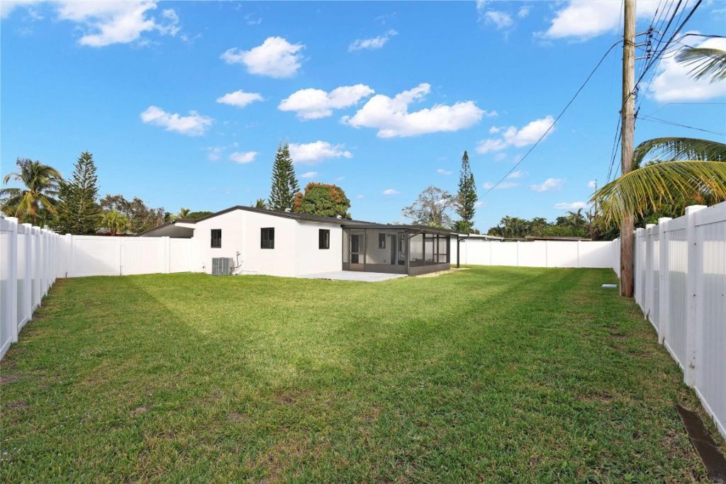 6374 SW 2nd St, Margate, FL 33068 Photo