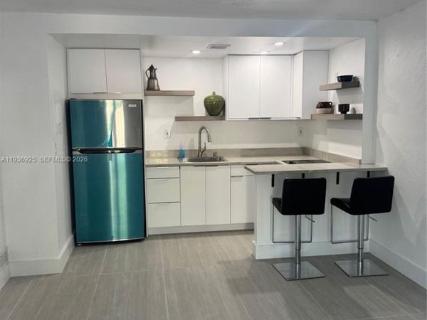 6920 SW 82nd Ct, Unit 2, Miami, FL 33143