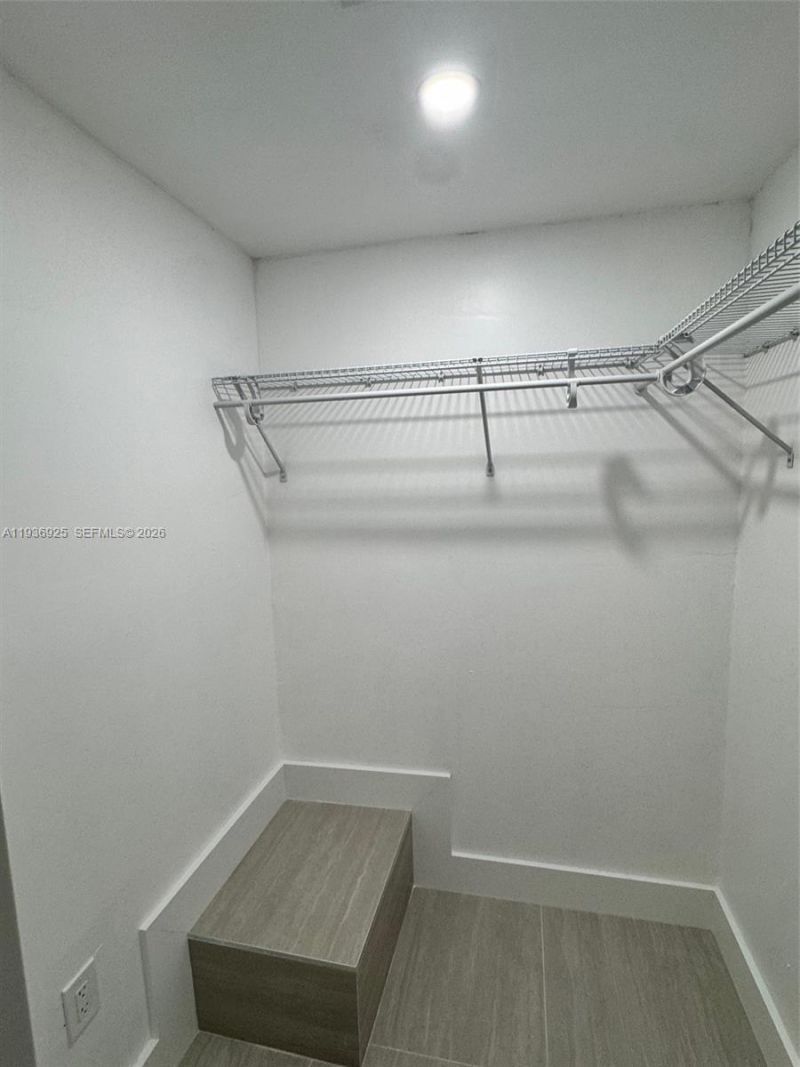 6920 SW 82nd Ct, Unit 2, Miami, FL 33143 Photo