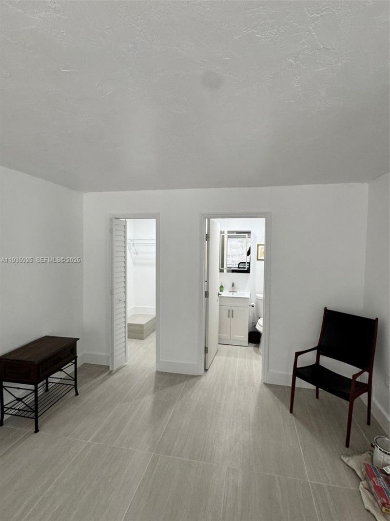 6920 SW 82nd Ct, Unit 2, Miami, FL 33143 Photo