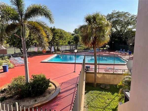 820 NW 87th Ave, Unit 114, Miami, FL 33172