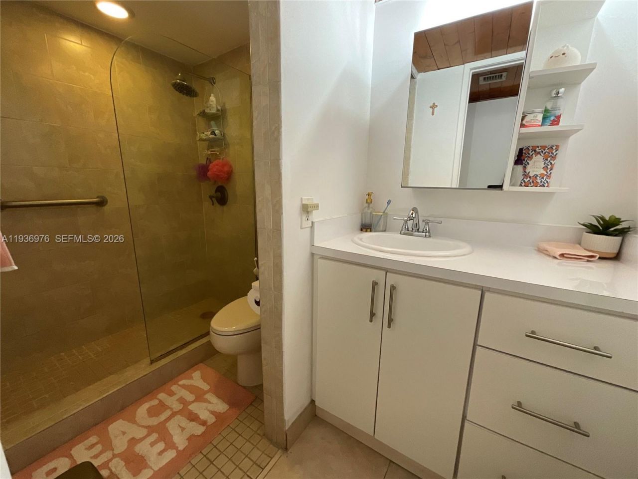 820 NW 87th Ave, Unit 114, Miami, FL 33172 Photo