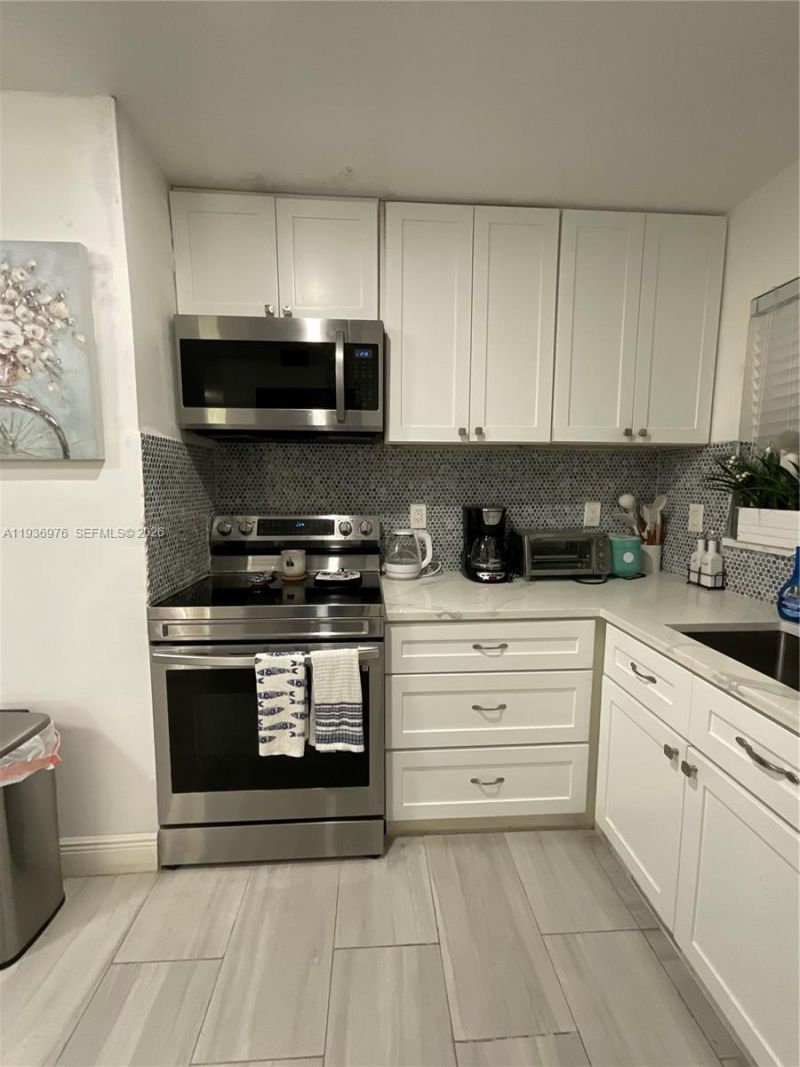 820 NW 87th Ave, Unit 114, Miami, FL 33172 Photo