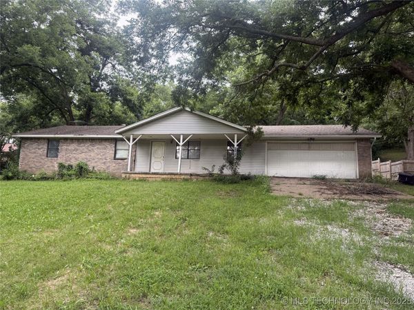5090 S Robert Girten Road, Chelsea, OK 74016