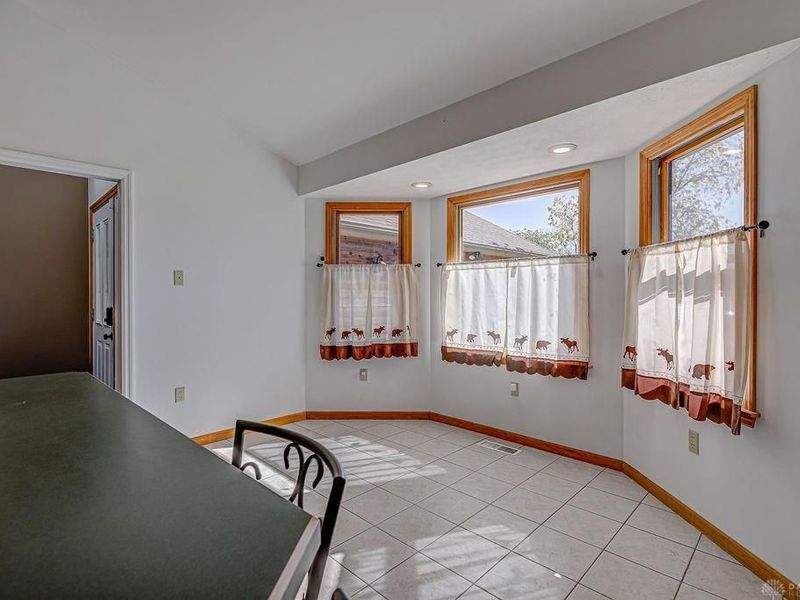 805 Brande Drive, Eaton, OH 45320 Photo 10