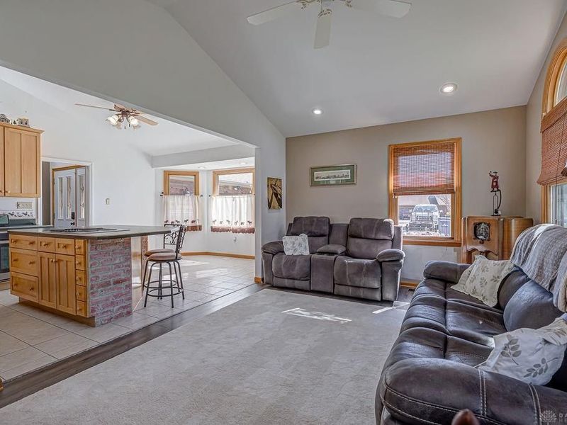 805 Brande Drive, Eaton, OH 45320 Photo 6