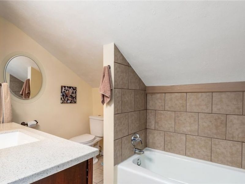 914 Taylor Avenue, Cambridge, OH 43725 Photo 22