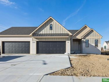 3308 S 206th Street, Elkhorn, NE 68022