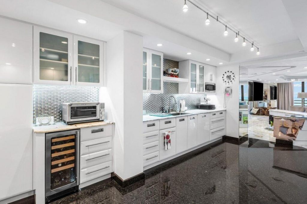 1500 S Ocean Boulevard, Unit 303/304, Boca Raton, FL 33432 Photo