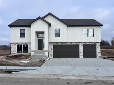 465 Green Drive, Lawson, MO 64062