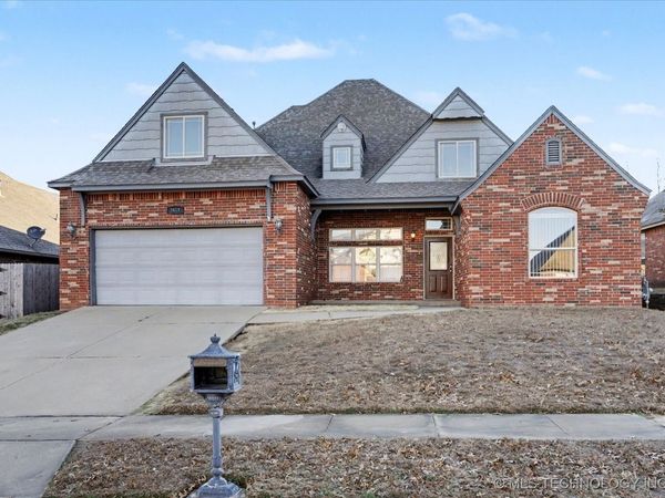 2619 S 14th Place, Broken Arrow, OK 74012