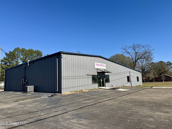 2031-2033 Ellisville Boulevard, Laurel, MS 39440