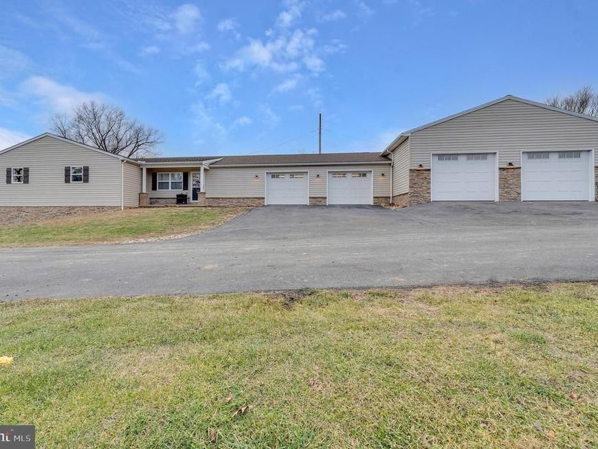 60 Armory Drive, Chambersburg, PA 17202 Main Photo