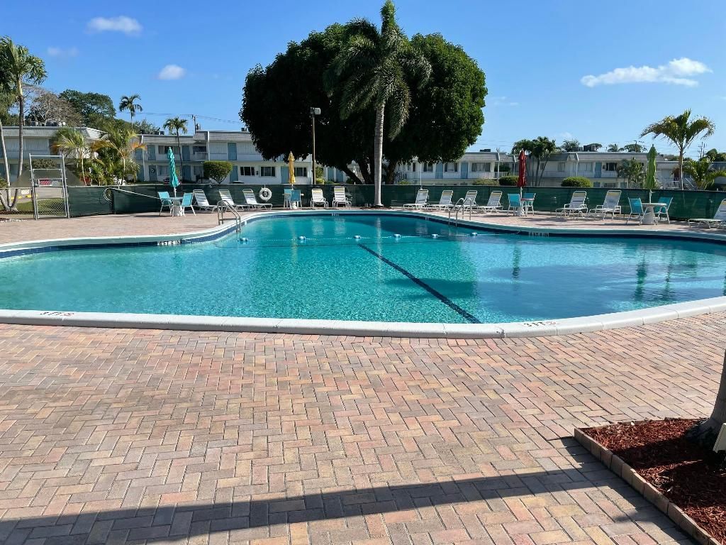 3160 Lake Osborne Drive, Unit 201, Lake Worth Beach, FL 33461 Photo