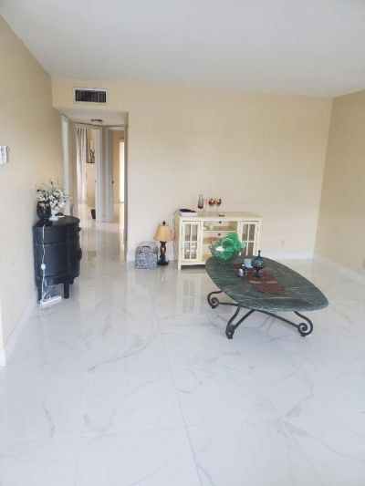 3160 Lake Osborne Drive, Unit 201, Lake Worth Beach, FL 33461 Photo
