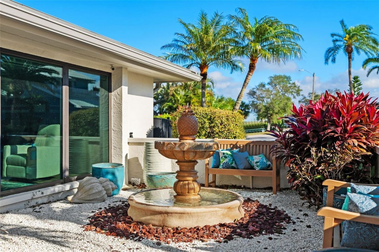 5791 Westshore Drive, New Port Richey, FL 34652 Photo