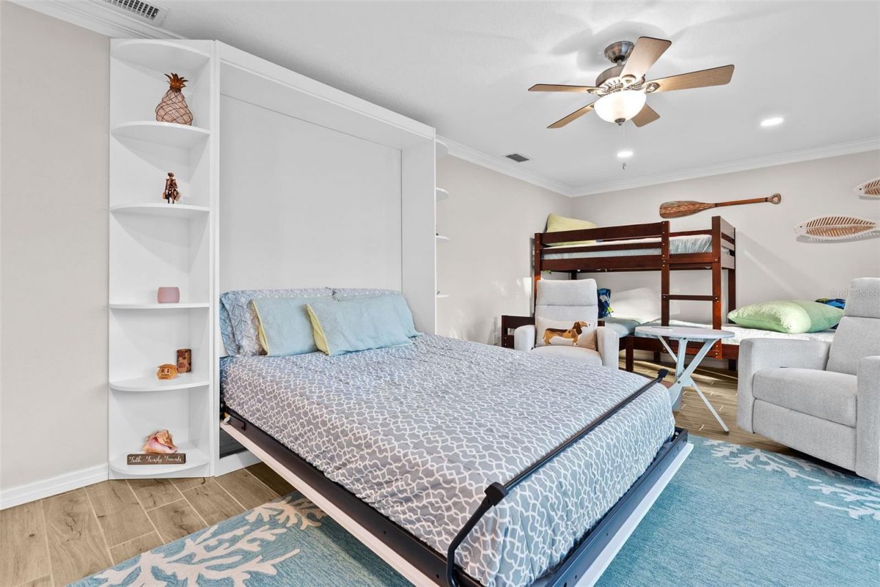 5791 Westshore Drive, New Port Richey, FL 34652 Photo