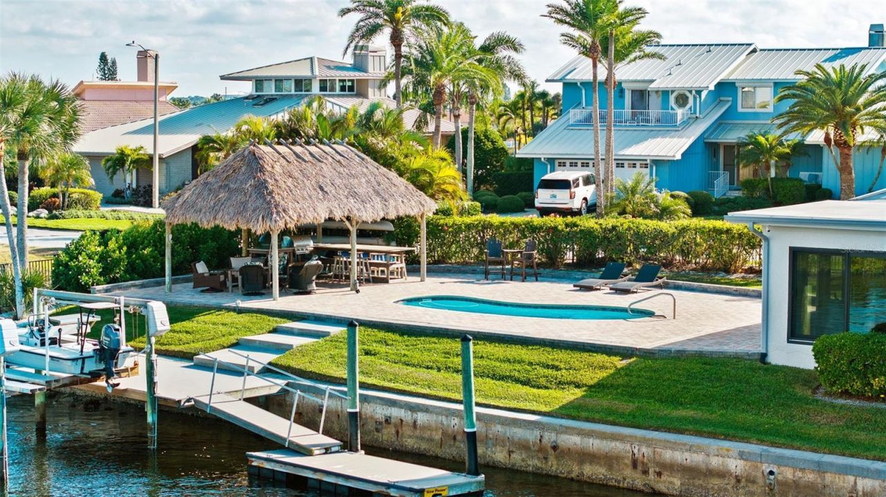 5791 Westshore Drive, New Port Richey, FL 34652 Photo