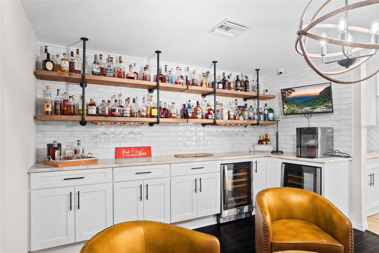 5791 Westshore Drive, New Port Richey, FL 34652 Photo