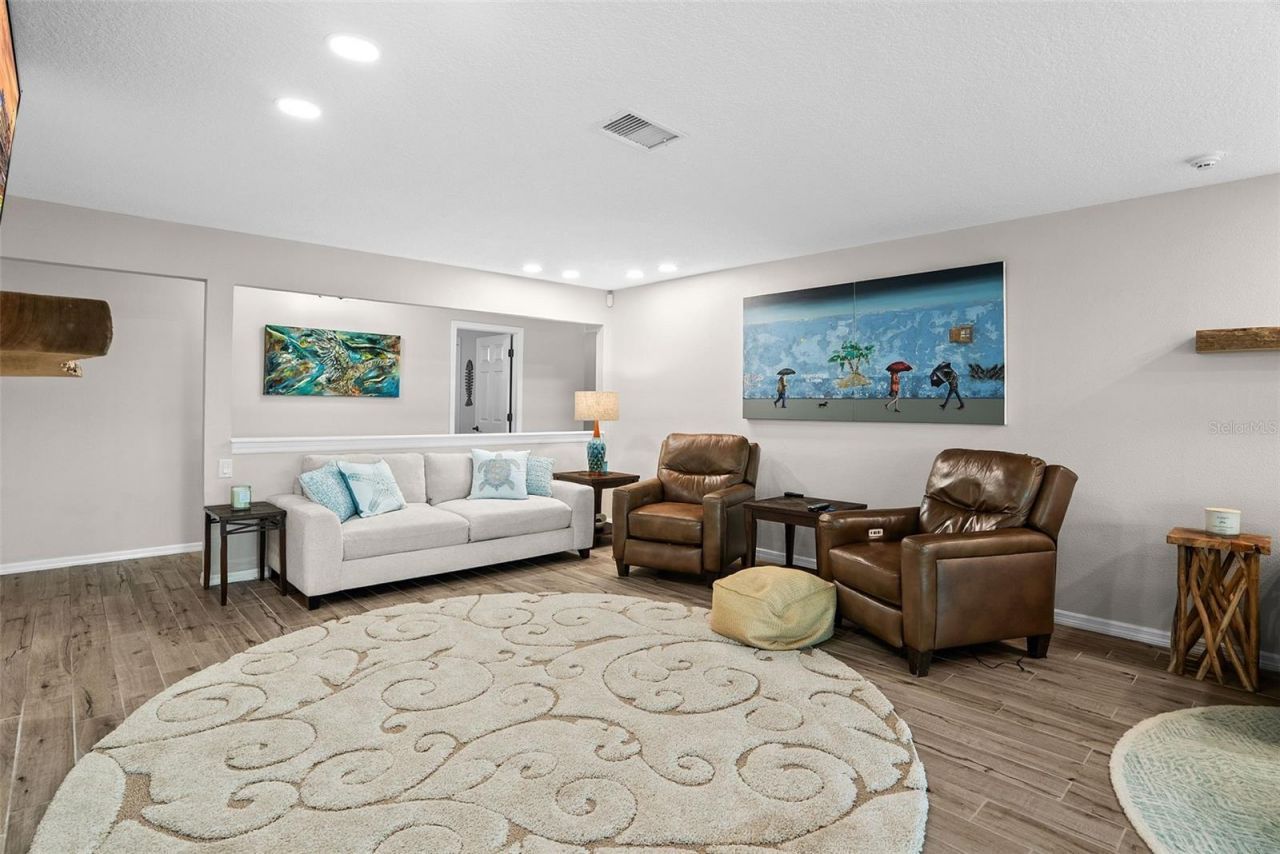 5791 Westshore Drive, New Port Richey, FL 34652 Photo