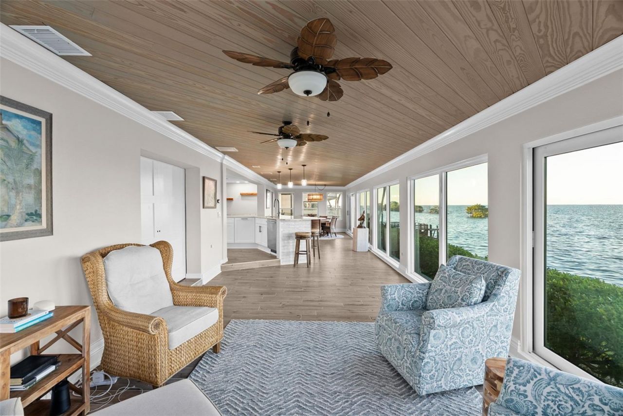 5791 Westshore Drive, New Port Richey, FL 34652 Photo