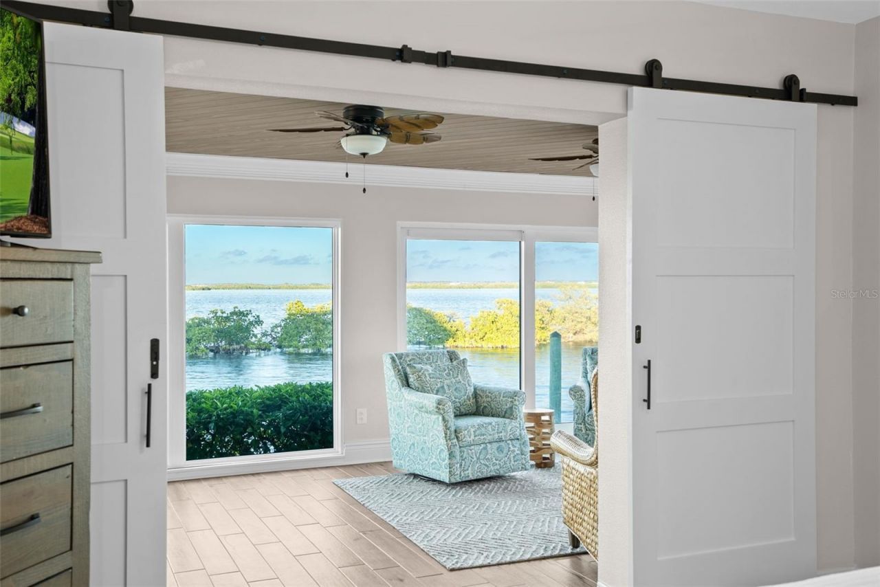 5791 Westshore Drive, New Port Richey, FL 34652 Photo